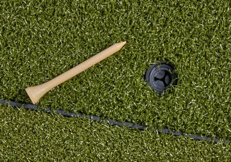 Fiberbuilt Player Preferred 8'x4' Single-Hitting Studio Golf Mat