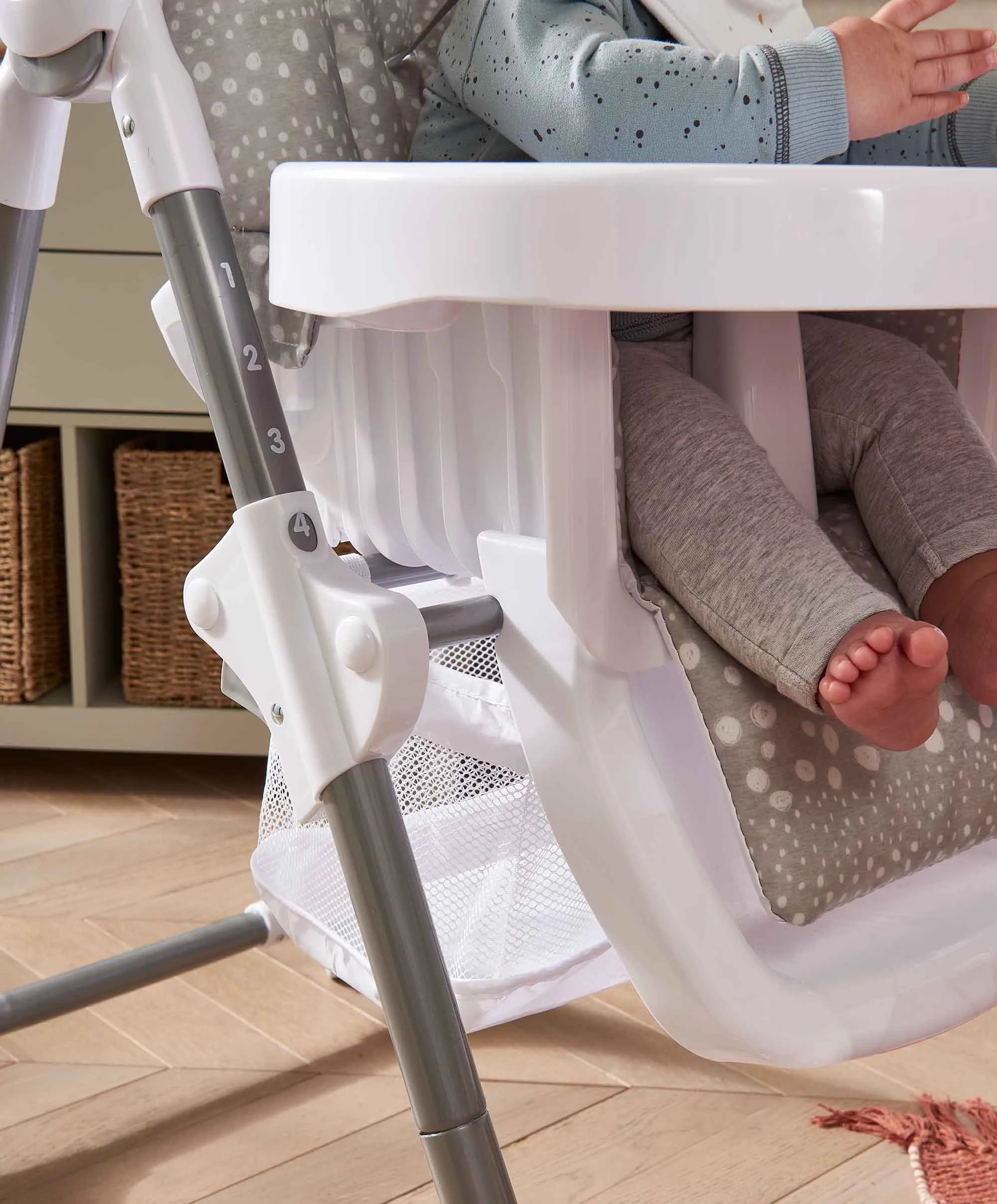 Snax Highchair & Weaning Splash Mat Bundle - Grey Spot